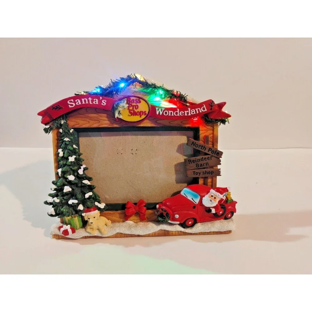 BASS PRO SHOPS SANTA'S WONDERLAND LED PHOTO FRAME